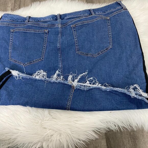 Torrid Plus 24 Denim Jean Skirt Black Side Stripes - Picture 5 of 7